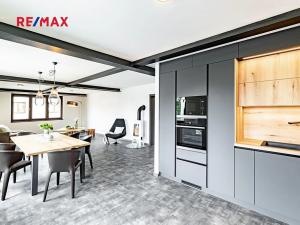 Prodej rodinného domu, Jindřichův Hradec, Spojovací, 183 m2