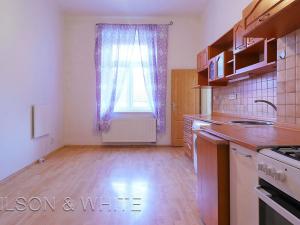 Pronájem bytu 1+1, Praha - Smíchov, Kováků, 35 m2