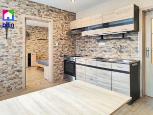 Prodej bytu 2+kk, Kladno, Arbesova, 37 m2