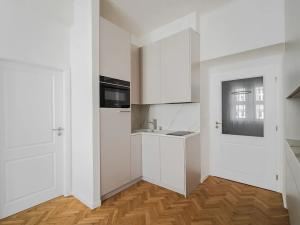 Prodej bytu 2+kk, Praha - Nusle, Mojmírova, 45 m2