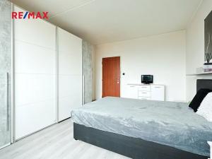 Prodej bytu 2+1, Plzeň, Komenského, 60 m2