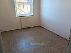 Prodej bytu 2+kk, Úpice, Národní, 43 m2