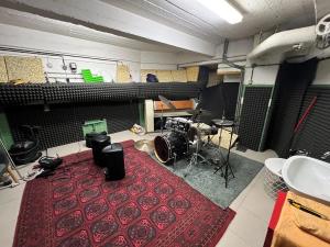 Pronájem komerční nemovitosti, Praha - Bubeneč, Národní obrany, 169 m2