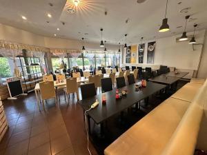 Pronájem restaurace, Praha - Stodůlky, Hábova, 142 m2