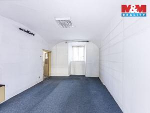 Pronájem obchodního prostoru, Kolín - Kolín III, Legerova, 61 m2