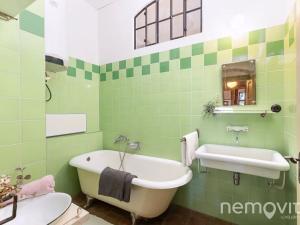 Prodej rodinného domu, Zbraslavice, 588 m2