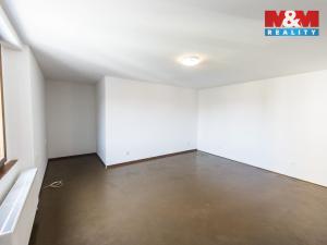 Pronájem bytu 3+1, Nechanice, Husovo nám., 98 m2