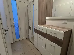 Prodej rodinného domu, Králův Dvůr, Na Vinohradech, 95 m2