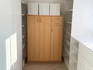 Prodej rodinného domu, Králův Dvůr, Na Vinohradech, 95 m2