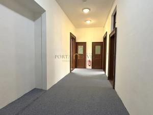 Pronájem kanceláře, Praha - Nové Město, Žitná, 166 m2