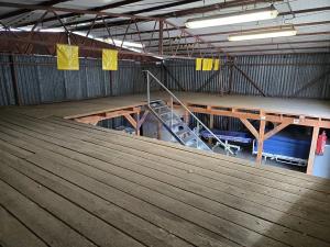 Pronájem skladu, Hradec Králové, Pražská třída, 120 m2