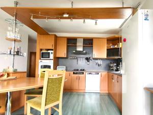 Prodej rodinného domu, Ostrava - Poruba, V Zahradách, 285 m2