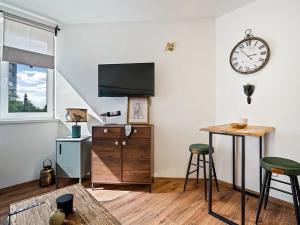 Pronájem bytu 1+kk, Praha - Hloubětín, Kukelská, 20 m2