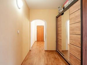 Prodej bytu 3+1, Hroznětín, Sídliště, 80 m2