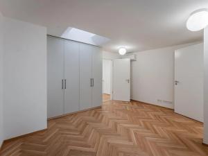 Pronájem bytu 4+kk, Praha - Nové Město, Růžová, 149 m2