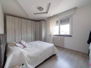 Prodej bytu 2+kk, Via Monte Nero, Pordenone, Friuli-venezia-giulia, Itálie, 85 m2