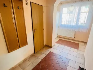 Pronájem rodinného domu, Jesenice, K Belnici, 90 m2