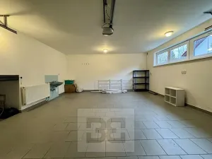 Pronájem rodinného domu, Česká, 200 m2