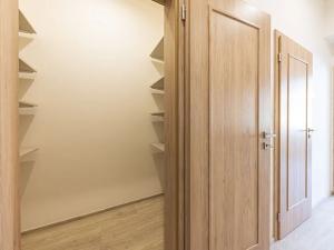 Pronájem bytu 2+kk, Praha - Nusle, Svatoslavova, 49 m2