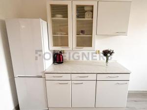 Pronájem bytu 2+1, Praha - Ruzyně, Stochovská, 50 m2