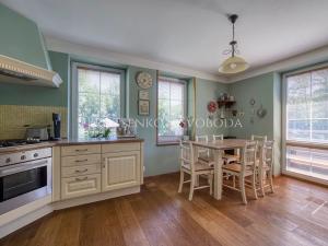 Prodej chalupy, Ledečko, 257 m2