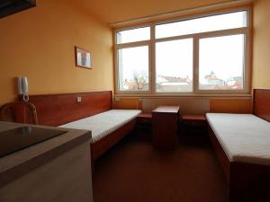 Pronájem bytu 1+kk, Přelouč, Pardubická, 17 m2