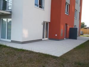 Pronájem bytu 2+kk, Praha - Letňany, Kadečkové, 52 m2