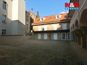 Pronájem bytu 1+kk, Mladá Boleslav, Staroměstské náměstí, 30 m2