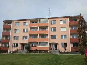 Pronájem bytu 1+1, Mokrá-Horákov, 40 m2