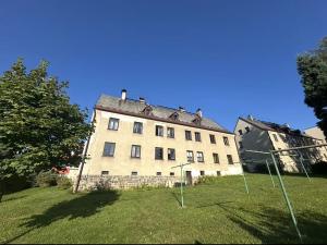 Prodej bytu 4+1, Tanvald, U Stadionu, 78 m2