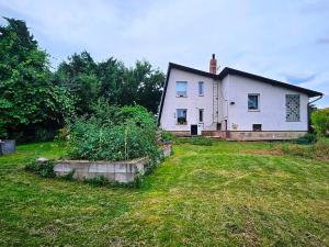 Prodej rodinného domu, Lubenec, 260 m2