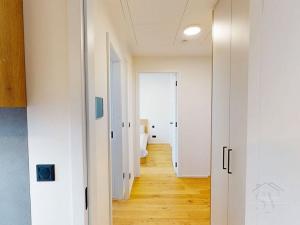 Pronájem bytu 2+kk, Praha - Troja, Pod Hrachovkou, 45 m2