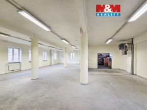 Pronájem obchodního prostoru, Karlovy Vary - Doubí, Studentská, 157 m2