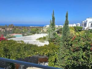 Prodej bytu 2+1, Agios Amvrosios Keryneias, Kypr, 60 m2