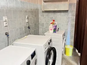 Pronájem obchodního prostoru, Praha - Holešovice, Osadní, 38 m2