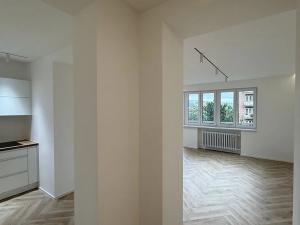 Pronájem bytu 2+1, Zlín, Věžové domy, 65 m2