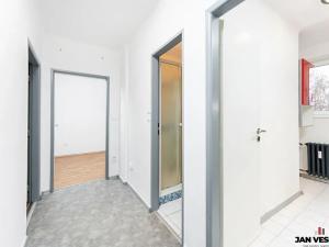 Pronájem bytu 3+1, Praha - Čakovice, U Párníků, 54 m2