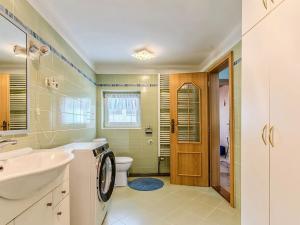 Prodej rodinného domu, Polerady, 130 m2