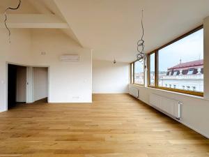 Prodej bytu 6+kk a větší, Praha, 177 m2