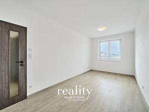 Pronájem bytu 2+kk, Znojmo, Tovární, 50 m2