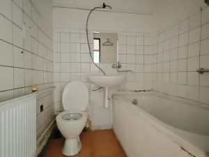 Pronájem bytu 1+1, Bitozeves, 30 m2