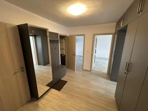 Pronájem bytu 4+1, Brno, Rousínovská, 91 m2