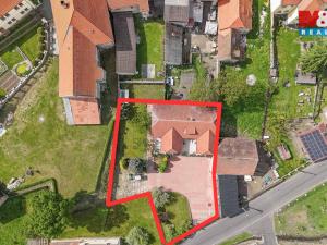 Prodej rodinného domu, Nepomyšl, 410 m2