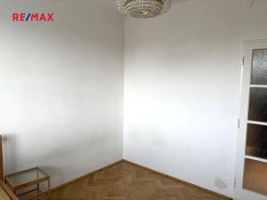 Pronájem bytu 3+1, Praha - Vinohrady, Pod Rapidem, 59 m2