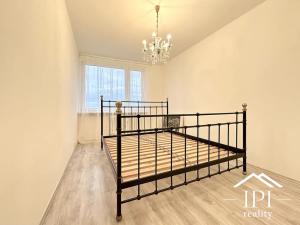 Pronájem bytu 4+1, Praha - Troja, Mazurská, 89 m2