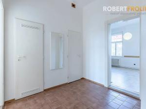 Pronájem bytu 2+1, Praha - Střešovice, Na Petynce, 77 m2