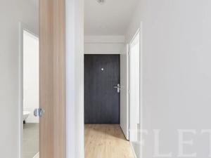 Pronájem bytu 1+kk, Praha - Jinonice, Peroutkova, 26 m2