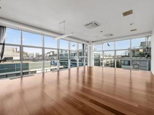 Pronájem kanceláře, Praha - Smíchov, Karla Engliše, 2300 m2