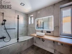 Prodej rodinného domu, Libiš, Na Blatech, 98 m2