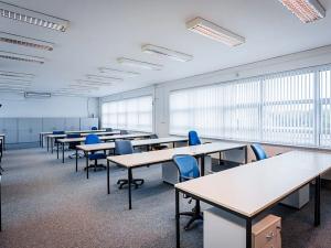 Pronájem kanceláře, Praha - Strašnice, Třebohostická, 122 m2